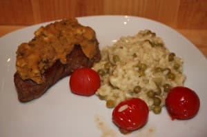 Filesteaks mit Honig-Senf-Kruste & Risotto
