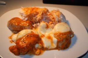 Überbackenes Schweinefilet mit Pesto Rosso und Mozzarella