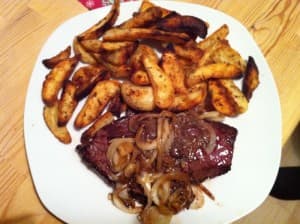 Rindersteak mit Potato-Wedges